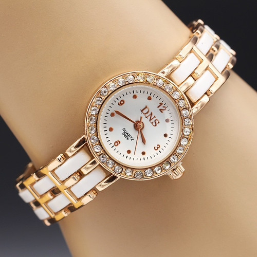 خرید آنلاین ساعت های زنانه