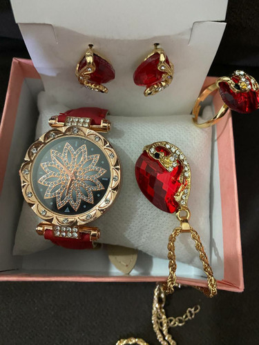 ست نگین دار