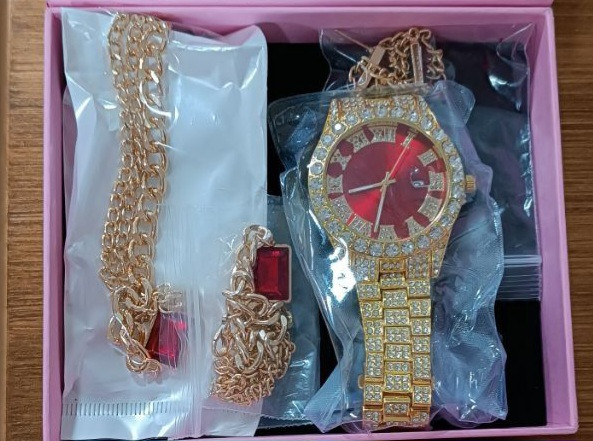 ست بدلیجات نگین دار زنانه